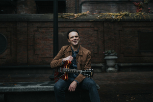 Mark Erelli Releases Wistful 'Not Quite Christmas' Image