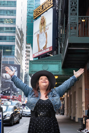 Interview: Marissa Rosen of THE AWARD WINNING HOLIDAY ALBUM Image