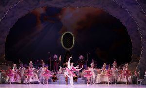 Review: Houston Ballet's Virtual Program NUTCRACKER SWEETS is the Holiday Treat You Know & Love Image