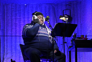 Review: A CHRISTMAS CAROL:  THE LIVE RADIO PLAY at Alliance Theatre Image