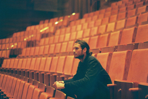 HAYDEN CALNIN Shares New Track 'Oh What A Mess I'm In' Image