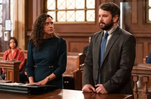Interview: Alex Brightman Dishes on Tonight's Episode of LAW & ORDER: SVU!  Image