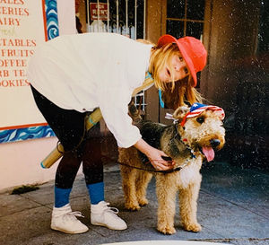 Interview: Playwright and Actor Sarah Hunter on Why DOGS ARE BETTER THAN PEOPLE Image