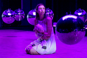 Feature: ONLINE VIRTUAL OPERA TOUR No.43 at Home Computer Screens Image