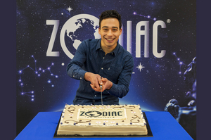 Feature: GEHELE CAST ZODIAC DE MUSICAL BEKEND at Hoofdrol Van Jonge Boogschutter Voor Multitalent Samir Hassan Image