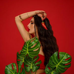 Naïka Shares New Single 'Sauce' Image