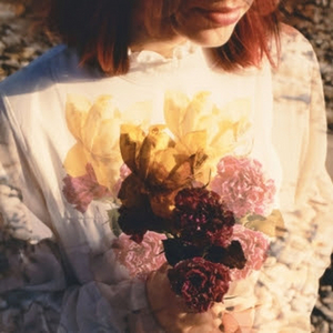 Genevieve Stokes Releases New 'Swimming Lessons' EP Image