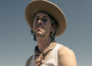 Cale Tyson Releases Video For New Song 'Alone' Image