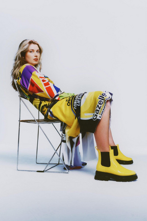 BABY QUEEN Shares 'Dover Beach' Single Image