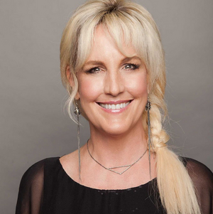 Erin Brockovich Joins WRITERS ON A NEW ENGLAND STAGE Series With New Book SUPERMAN'S NOT COMING Image