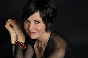 Review: Rosemary Loar Soars to Jazzy Heights In CLOSE ENOUGH FOR LOVE Image