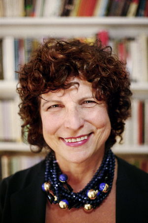 Innovation + Leadership Presents Suzanne Koven With Her New Memoir LETTER TO A YOUNG FEMALE PHYSICIAN Image