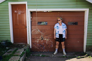 Darrin Bradbury Shares Video For New Track 'Pizza & Drugs' Image