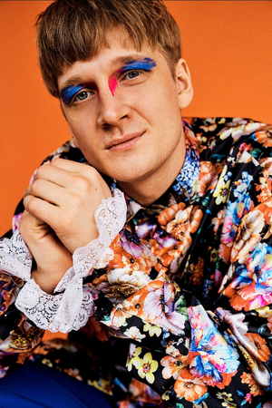 Elias Bendix Shares 'Superheroes' Single Image