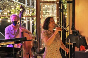 Review: THE GABRIELLE STRAVELLI TRIO Packs The West Bank Cafe With Cool Cats On Saturday Nights  Image