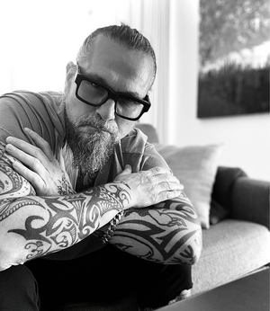 Listen: LITTLE KNOWN FACTS with Ilana Levine and Special Guest, Kurt Sutter Image