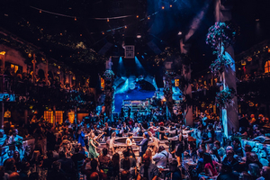 MAMMA MIA! THE PARTY Will Reopen on 1 October at The O2 London Image