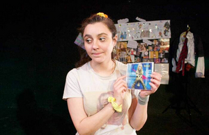 Review: SAVING BRITNEY, Old Red Lion Image