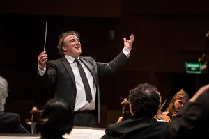 LACO Board Extends Music Director Jaime Martín's Contract Through June 2027  Image