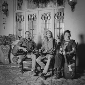 The Flatlanders Release Cover of Bob Dylan's 'She Belongs To Me' Image