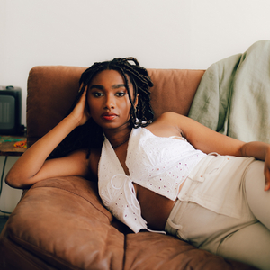 Raelle Drops Intimate New Neo-Soul Single 'Sunrise' Image
