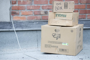 Review: THE BOX at Studio Hydro-Quebec Monument-National Image