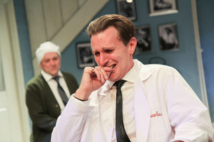 Review: STAIRCASE, Southwark Playhouse Image