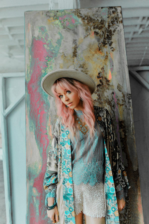 Lindsey Stirling Releases Official Music Video For 'Masquerade' Image
