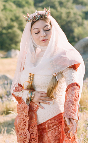 Exit Theatre Presents THE CORONATION AND CROWNING OF ELEANOR OF AQUITAINE Image
