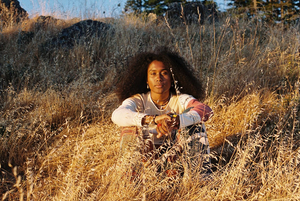 JELANI ARYEH Shares Video For Recent Single 'Overexposed' Image