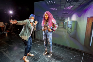 Review: I HATE IT HERE at Goodman Theatre Image