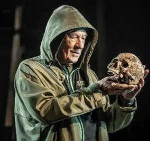 Two Actors Depart HAMLET, Starring Ian McKellen, Amidst an Ongoing Disagreement 