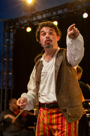 Review: Splendid Voices Fill Rossini's BARBIERE DI SIVIGLIA at Union Avenue Opera Image
