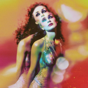 Zella Day Releases New Song & Video 'Golden' Image