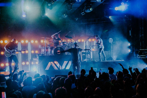 Angels & Airwaves Release New Single And Video 'Losing My Mind' Image