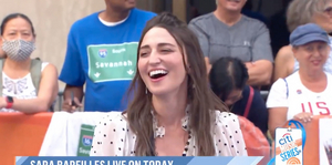 VIDEO: Sara Bareilles Dishes Up WAITRESS News Live on TODAY SHOW! 