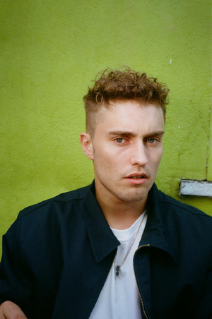 Sam Fender Calls Out The Establishment In New Single 'Aye' Image