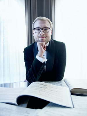 California Symphony Returns To Live Performances, Launches 2021-22 Season With EMPEROR Image