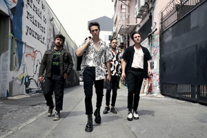 VIDEO: Weathers Release New 'American Dream' Music Video Image