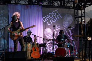 Review: GHOST LIGHT at KCRep Image