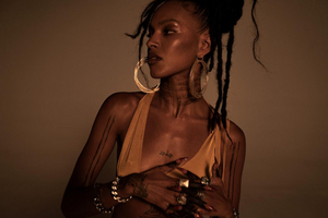 VIDEO: Watch Alewya's Music Video for 'Play' From Debut EP 'Panther in Mode' Image