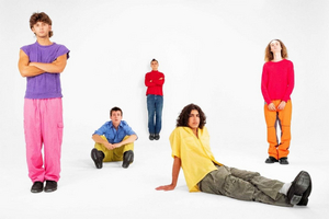 LAUNDRY DAY Make Warner Records Debut With New Single 'Connect 5' Image
