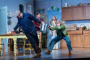 Review: THE GOOD LIFE, Theatre Royal Bath Image