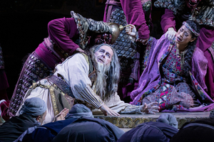 Review: Season's First TURANDOT Adds a Fourth Question - Is It Time to Retire Zeffirelli's Popular Production? Image
