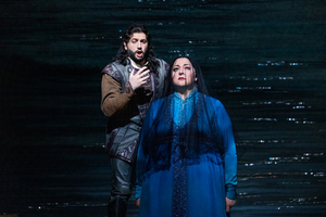 Review: Season's First TURANDOT Adds a Fourth Question - Is It Time to Retire Zeffirelli's Popular Production? Image