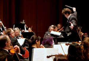 Feature: Las Vegas Philharmonic Returns to the Stage with Live Music at The Smith Center Image