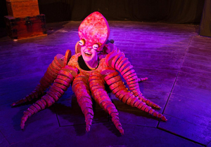 WE ARE NOT SHELLFISH Tackles Refugee Crisis And Political Activism In New Show For Families Image