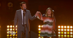 VIDEO: Watch Kelly Clarkson & Jimmy Fallon Duet 'I Got You Babe'  Image