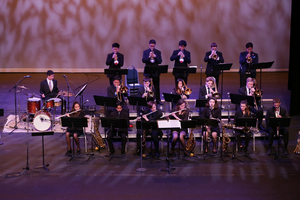COOL YULE – A Concert Of Jazzy Holiday Songs Announced At Hammer Theatre Image