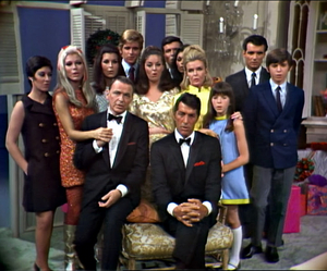 PBS to Debut DEAN MARTIN & FRANK SINATRA FAMILY CHRISTMAS SHOW Image